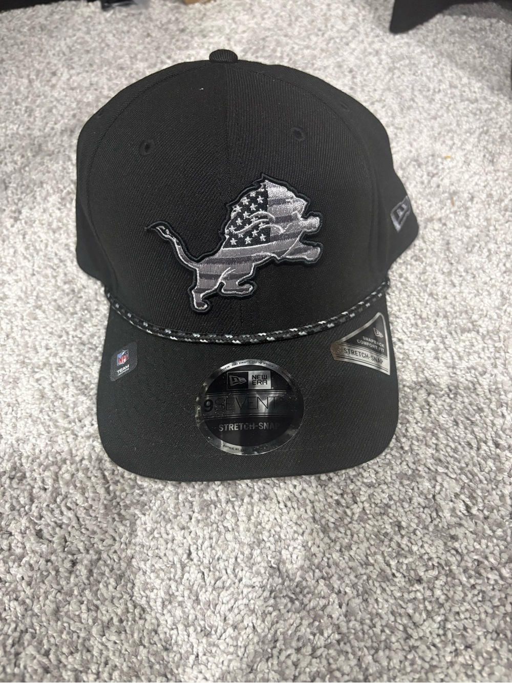 New Era Black Detroit Lions American Flag Patch Stretch-Snap Hat